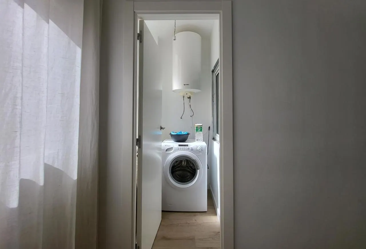 Lovely Apartment In Malaga Centre Испания